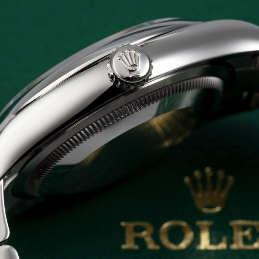Rolex Oyster Perpetual 114300 blue 39mm A 4