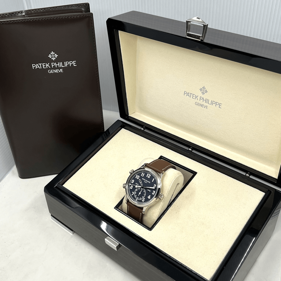 High Quality Replica patek philippe male 42mm COMPLICATIONS 5524G-001 Blue varnished dial,Calf leather strap