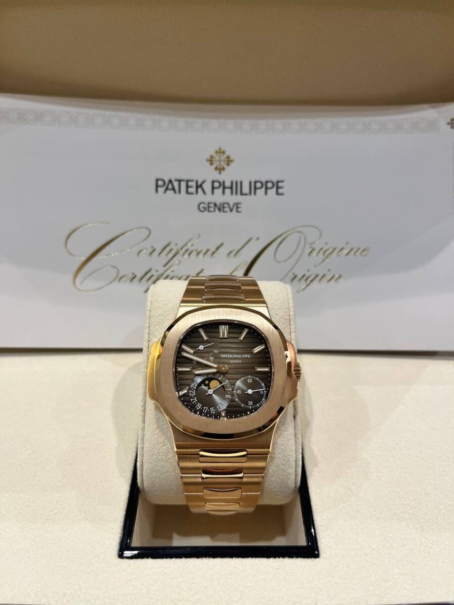 High Quality Replica Patek Philippe male 40mm NAUTILUS 5712-1R-001 Sunburst brown Dial Rose gold bracelet