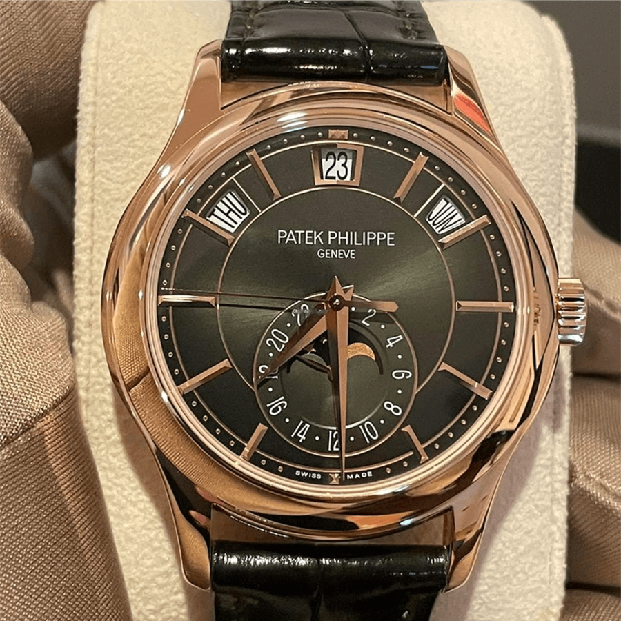 High Quality Replica Patek Philippe male 40MM Moonphase 5205R-011 Olive green sunburst, black-gradient rim Dial Alligator leather with square scales, handstitched, two tone green hand-patinated. Prong buckle