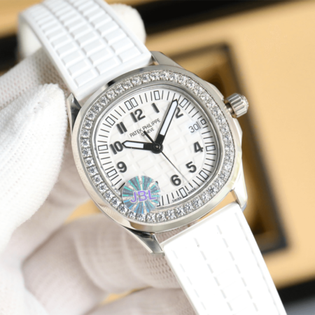 High Quality Patek Philippe Aquanaut For woman replicas watches 5032.4